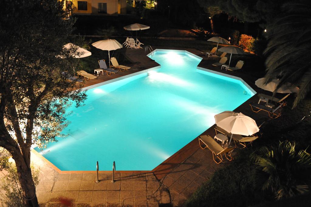 Niki Hotel Apartments Ialysos  Exteriör bild