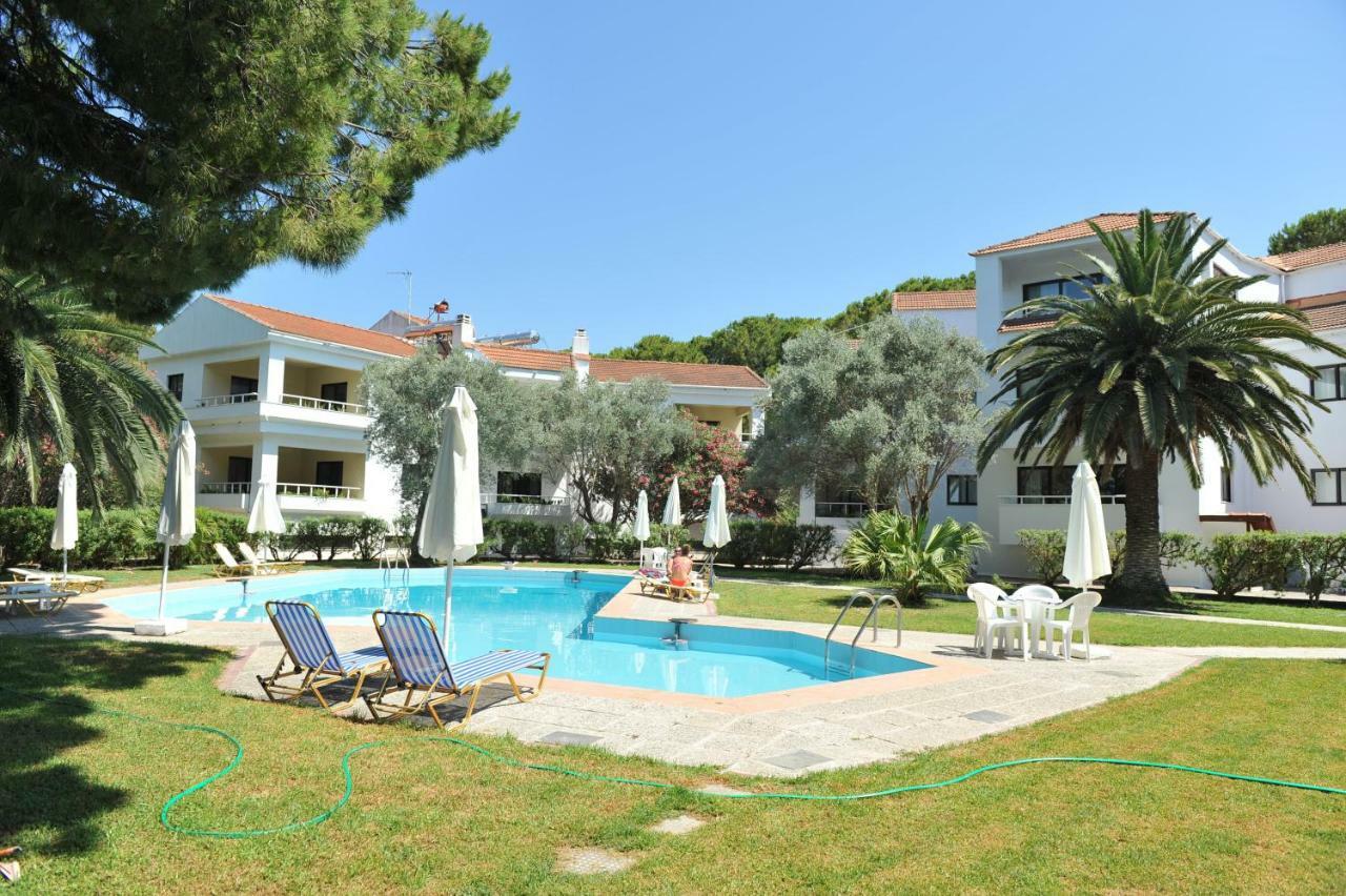 Niki Hotel Apartments Ialysos  Exteriör bild